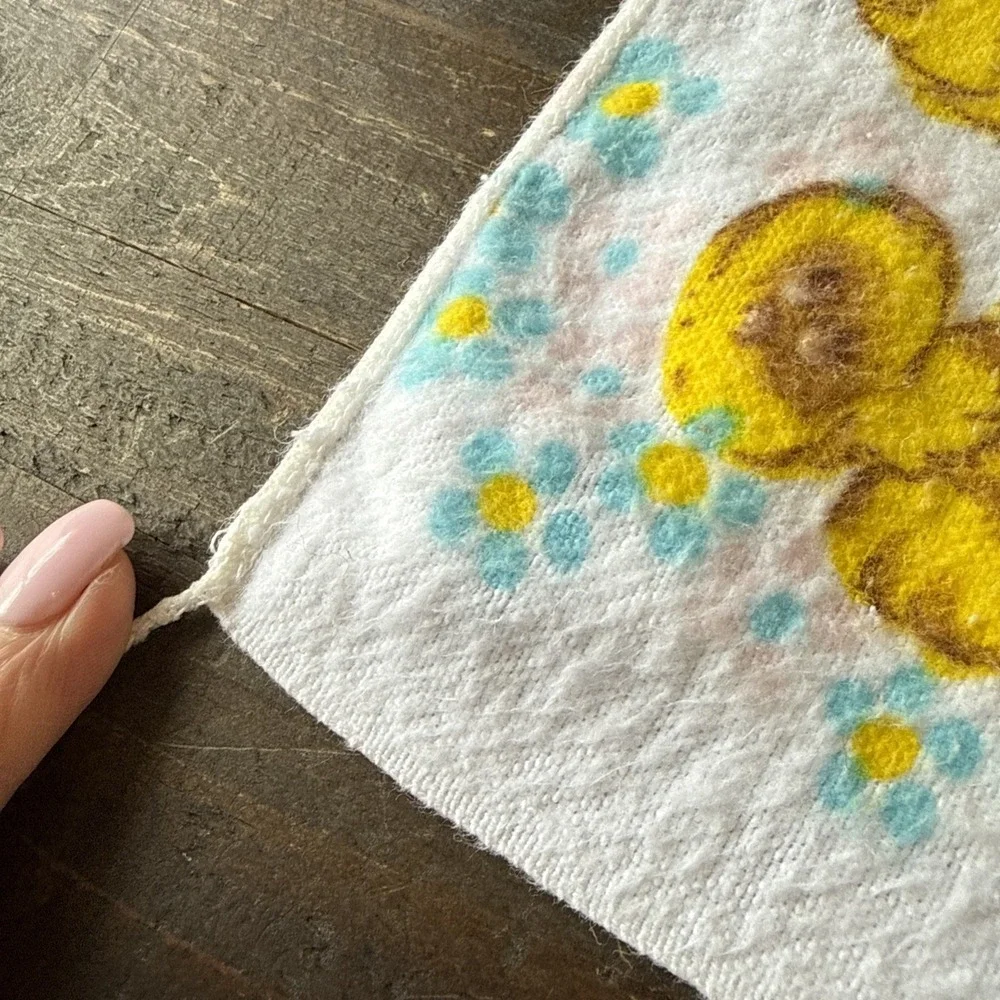 Vintage Babycare Receiving Baby Blanket Kittens Balloons Size 26x 38 100% Cotton